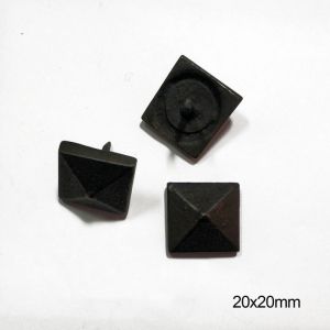 El Yapımı Eskitme Pirinç Kare Kabara 20 Adet 20X20mm
