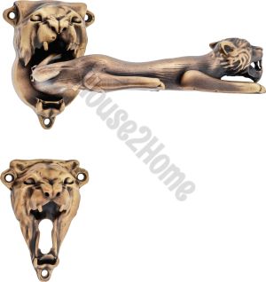 House2home El Yapımı Pirinç Aslan Rozetli Kapı Kolu Takımı