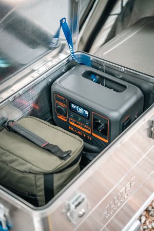 Bluetti AC2P Taşınabilir Güç Kaynağı │ 230,4Wh Kapasite - 300W İnverter Çıkışı