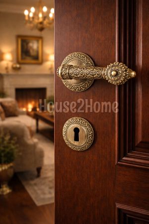 House2home El Yapımı Pirinç İşlemeli Rozetli Kapı Kolu Takımı