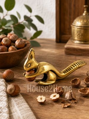 House2Home El Yapımı Pirinç Sincap Figürlü Fındık Kıracağı – Dekoratif  Fındık Kırıcı