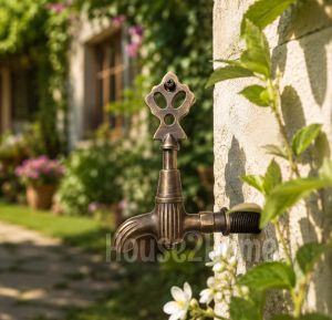 House2Home El Yapımı Pirinç Osmanlı Musluğu – Antik Sarı & Oksit Bahçe ve Çeşme Musluğu